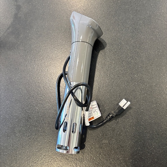 Food & Wine Sous Vide Cooker and Wine Chiller - Picture 2 of 6